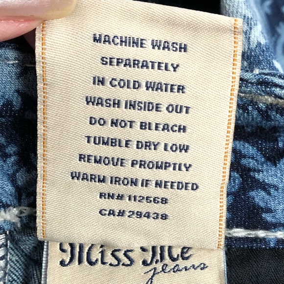 Miss Me FDL Print Cuffed Capri Jeans 26 - Picture 5 of 8